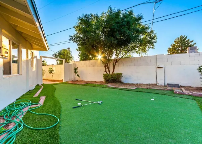 5br Oasis With Heated Pool, Hot Tub And Bbq And