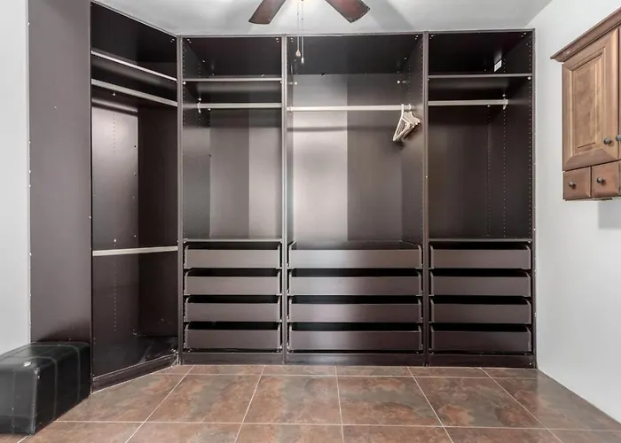 5br Oasis With Heated Pool, Hot Tub And Bbq And * Chandler