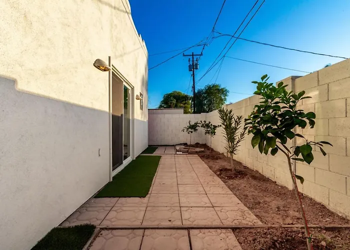 5br Oasis With Heated Pool, Hot Tub And Bbq And Vakantiehuis Chandler